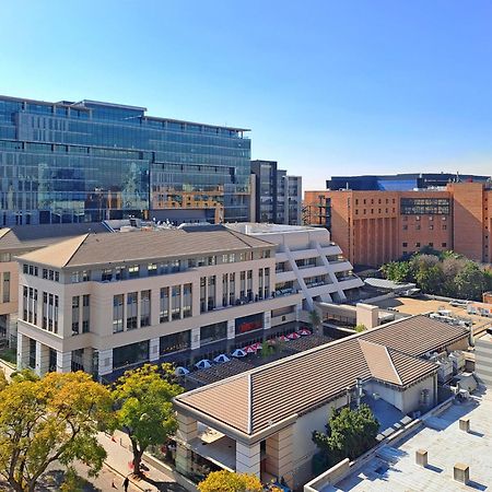 יוהנסבורג The Median Rosebank Luxury Apartment - Building With Generator מראה חיצוני תמונה