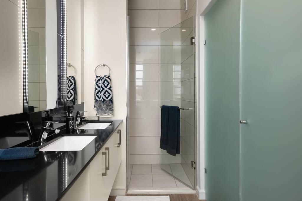 יוהנסבורג The Median Rosebank Luxury Apartment - Building With Generator מראה חיצוני תמונה