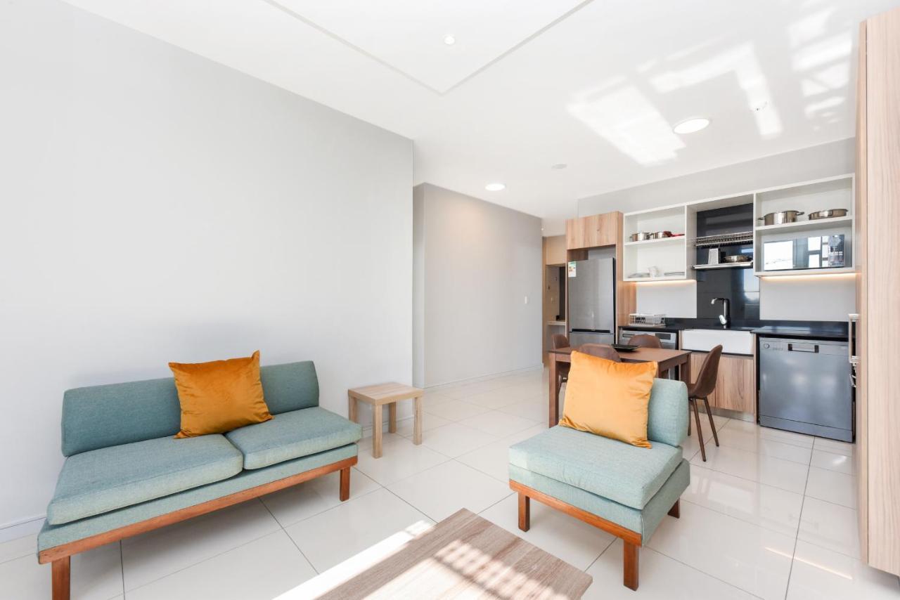 יוהנסבורג The Median Rosebank Luxury Apartment - Building With Generator מראה חיצוני תמונה