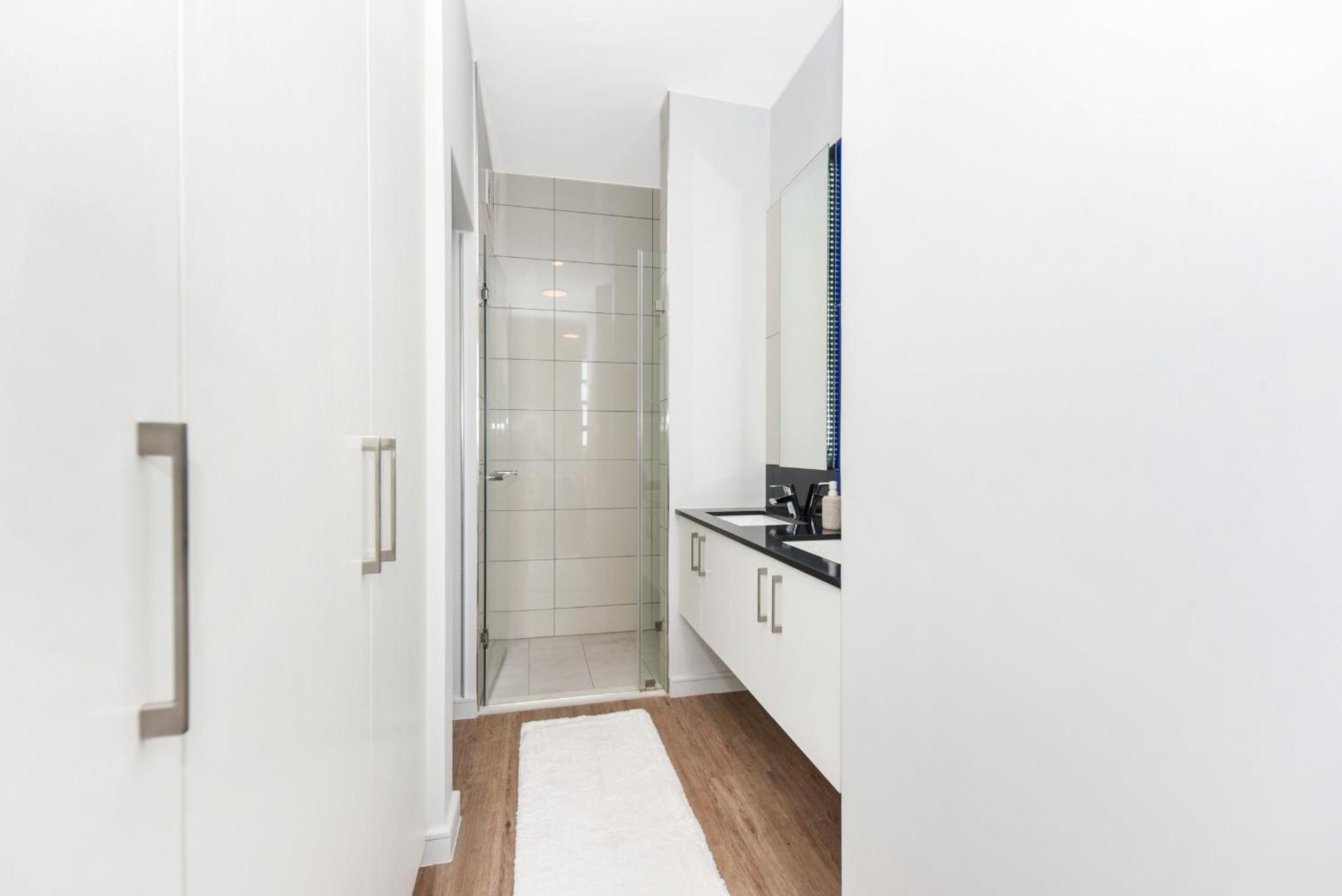 יוהנסבורג The Median Rosebank Luxury Apartment - Building With Generator מראה חיצוני תמונה