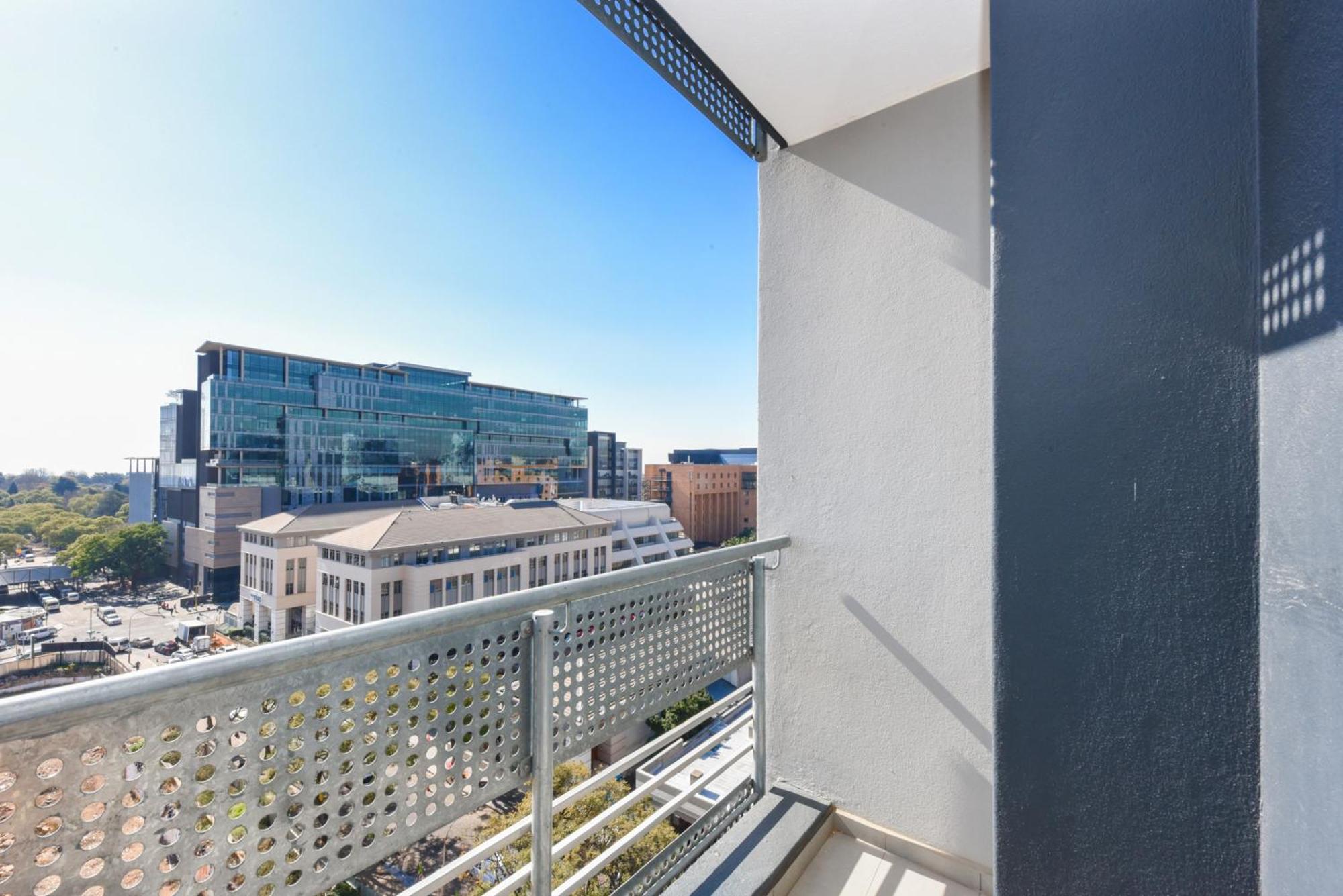 יוהנסבורג The Median Rosebank Luxury Apartment - Building With Generator מראה חיצוני תמונה