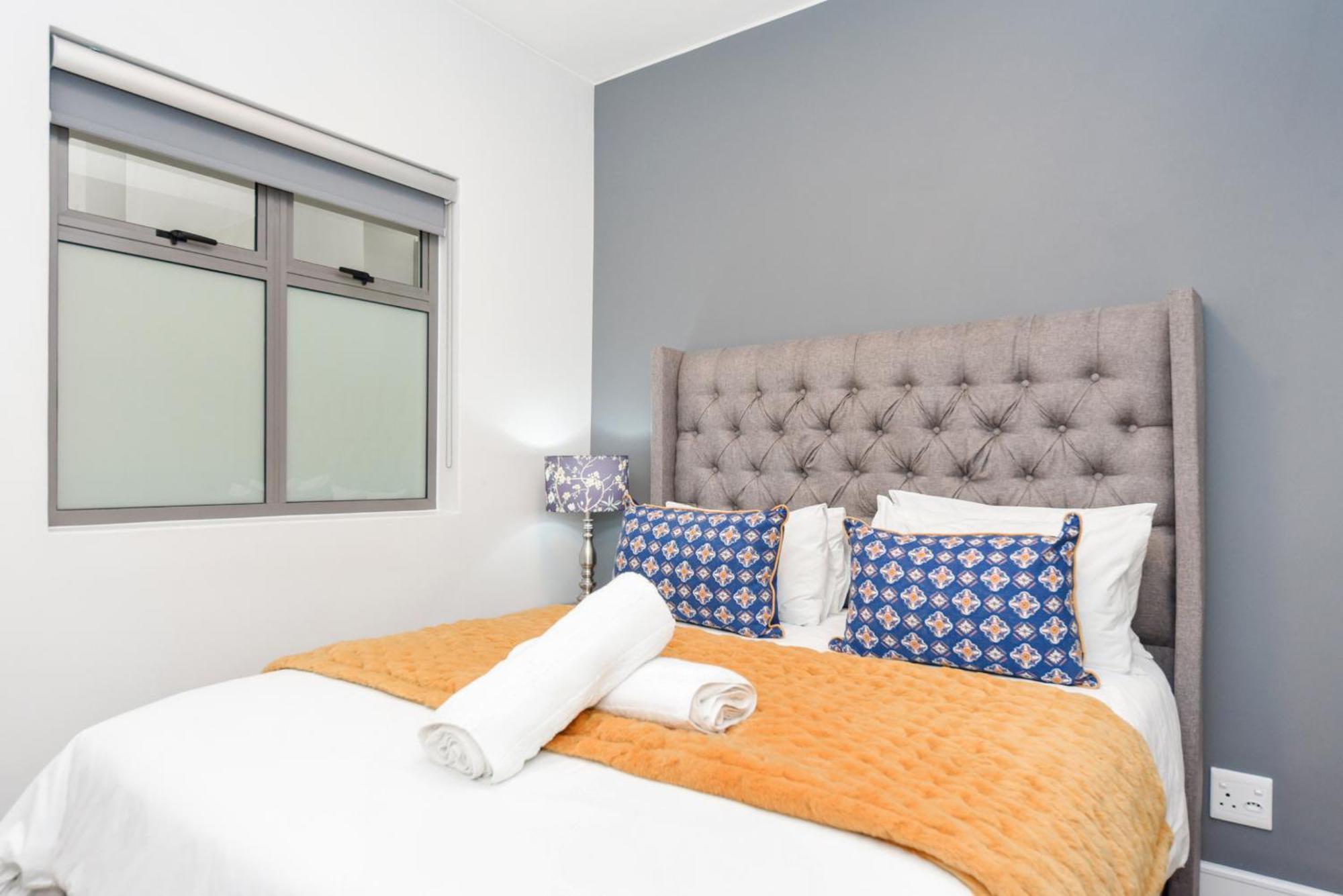 יוהנסבורג The Median Rosebank Luxury Apartment - Building With Generator מראה חיצוני תמונה