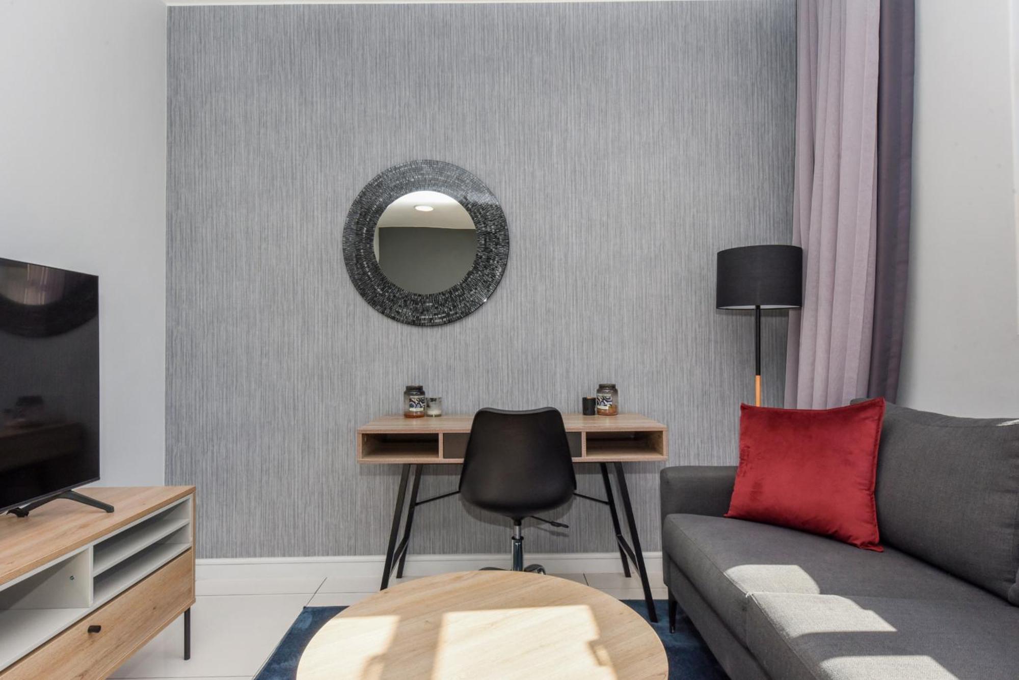 יוהנסבורג The Median Rosebank Luxury Apartment - Building With Generator מראה חיצוני תמונה